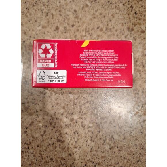 - CROCS Plastic Keychain Clip 2024 Exclusive McDonald's HAPPY MEAL TOYS#4 - Picture 3 of 5